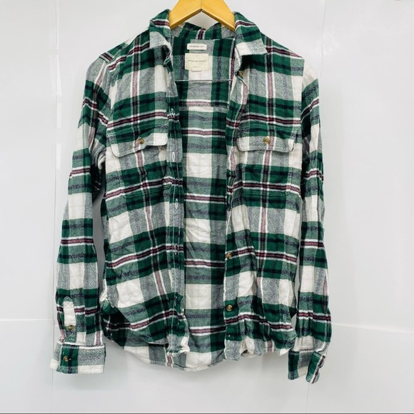 American Eagle Outfitters Tops - American Eagle Classic Fit Plaid Green White Button Front Shirt S